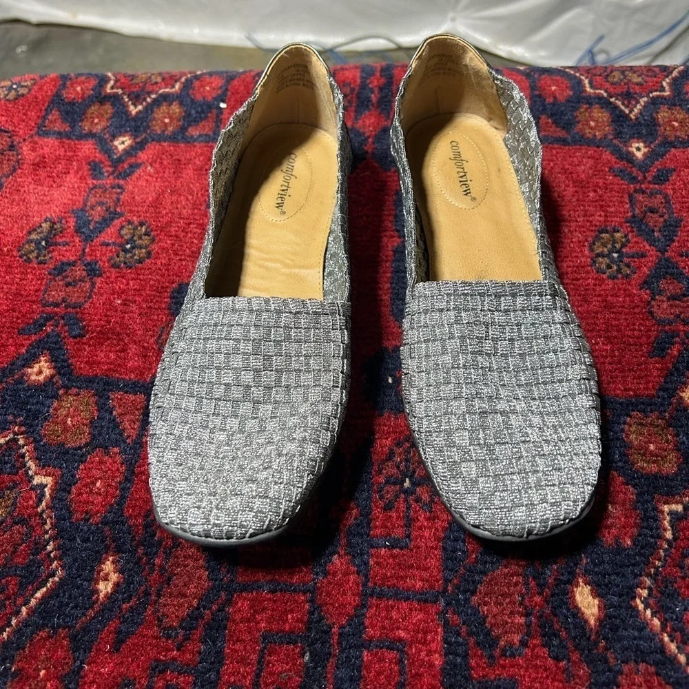 Comfortview Gray Woven Flats